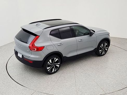 New 2026 Volvo XC40 B5 Plus w/ Climate Package AWD/4WD image 33