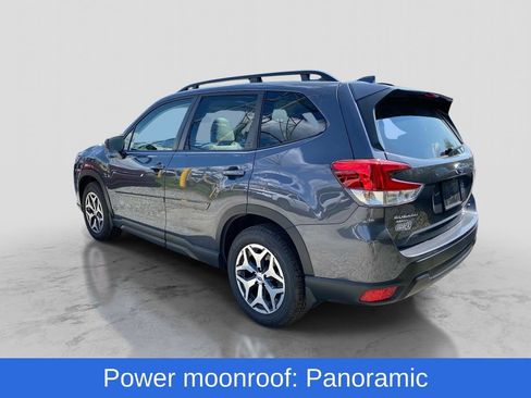 Used 2023 Subaru Forester Premium AWD/4WD image 3