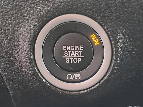 Used 2021 Dodge Challenger R/T Scat Pack w/ Shaker Package image 11