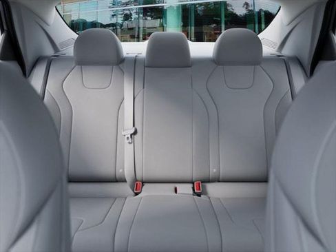 New 2026 Hyundai Elantra SE FWD image 12