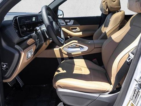 New 2026 Mercedes-Benz GLS 450 4MATIC image 12
