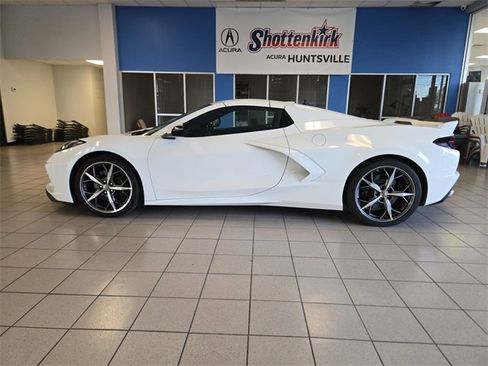 Used 2023 Chevrolet Corvette Stingray Convertible w/ Z51 Performance Package image 5