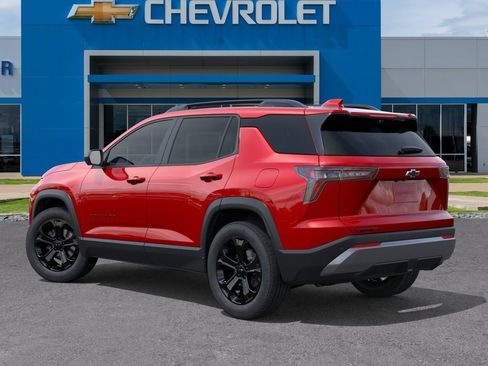 New 2027 Chevrolet Equinox LT w/ Convenience Package II FWD image 3