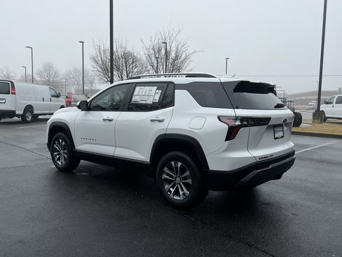 New 2026 Chevrolet Equinox LT image 7