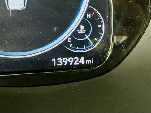 Used 2020 Hyundai Palisade Limited image 15