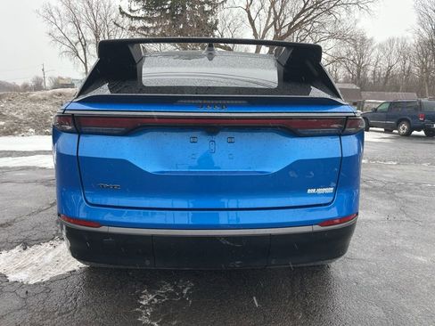 Used 2025 Jeep Wagoneer S Limited image 6