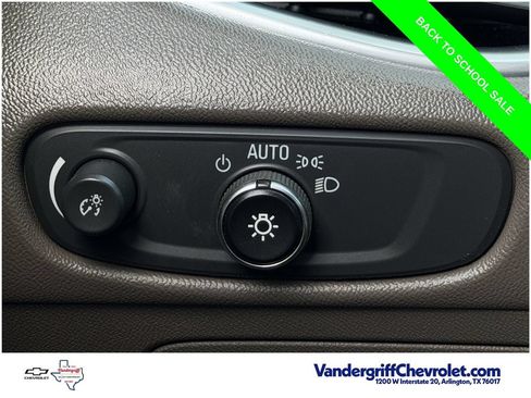 Used 2020 Chevrolet Malibu LT FWD image 21