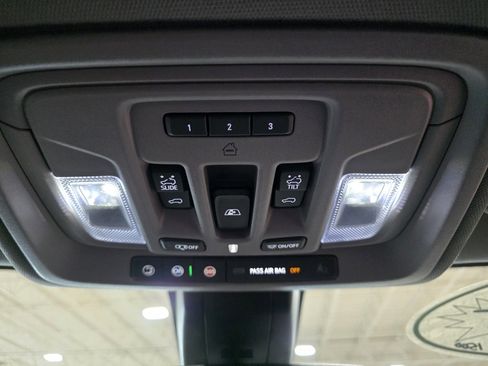 Used 2022 GMC Sierra 1500 SLT w/ SLT Premium Plus Package image 27