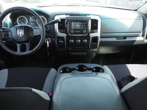 Used 2017 RAM 2500 SLT AWD/4WD image 17