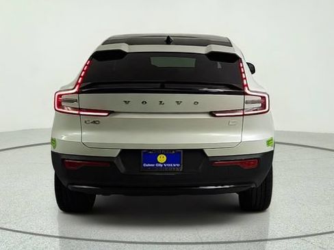 Certified 2023 Volvo C40 P8 Recharge Ultimate AWD/4WD image 6