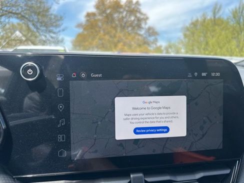 New 2026 Chevrolet Equinox RS w/ Safety and Technology Package FWD image 23