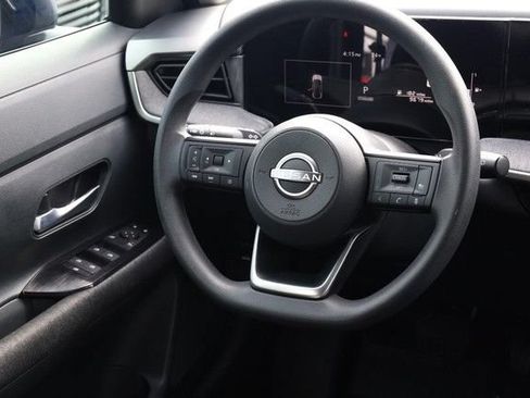 Certified 2025 Nissan Kicks SV AWD/4WD image 22