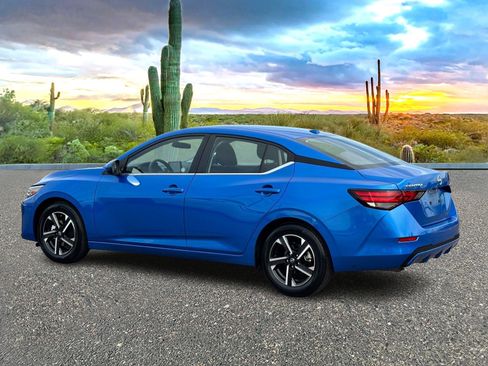 Certified 2025 Nissan Sentra SV image 4