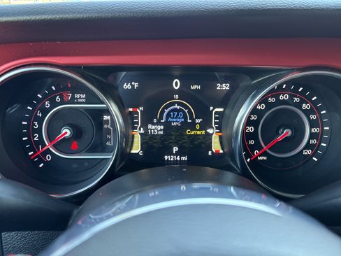 Used 2021 Jeep Wrangler Unlimited Rubicon AWD/4WD image 24