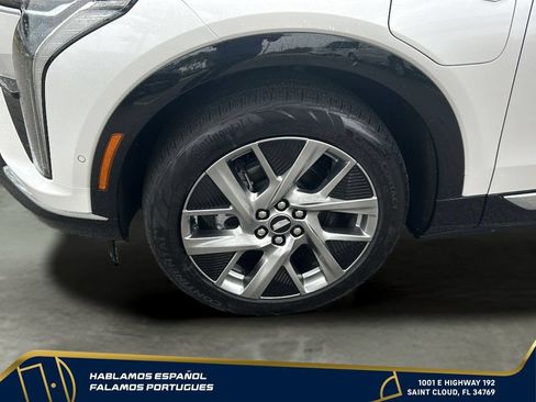 Used 2025 Cadillac Optiq Luxury 2 w/ LPO, Floor Liner Package AWD/4WD image 34