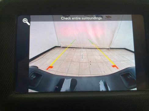 Used 2022 Jeep Gladiator Sport image 4