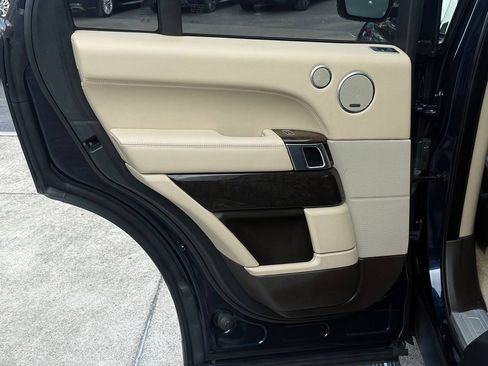 Used 2014 Land Rover Range Rover HSE AWD/4WD image 14