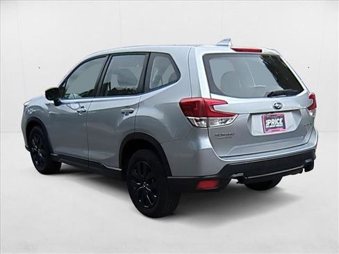 Used 2019 Subaru Forester image 8