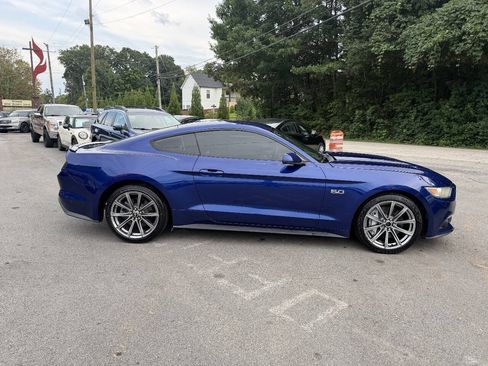 Used 2015 Ford Mustang GT Premium RWD image 4