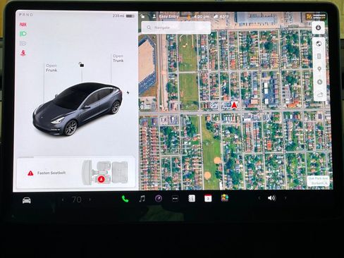 Used 2022 Tesla Model 3 Long Range AWD/4WD image 25