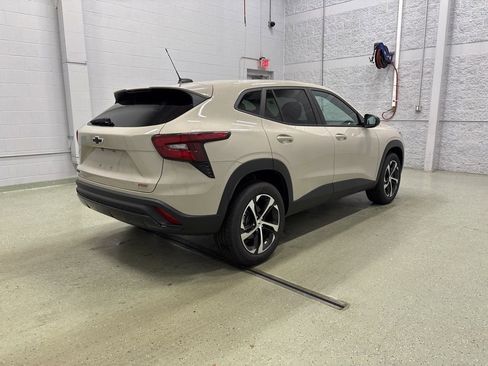 New 2026 Chevrolet Trax RS w/ Driver Confidence Package image 3