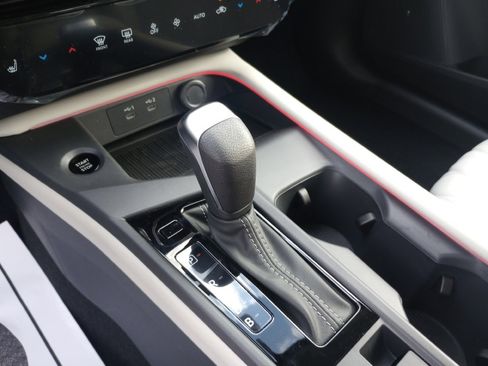 New 2026 Nissan Sentra SL w/ Floor Mat Package FWD image 19