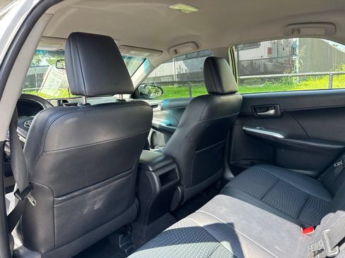 Used 2014 Toyota Camry SE w/ Fleet Convenience Package FWD image 14