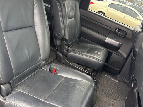 Used 2018 Toyota Sequoia TRD Sport image 7