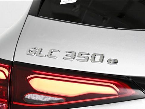 New 2025 Mercedes-Benz GLC 350e 4MATIC image 5