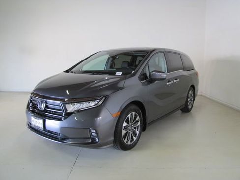 Certified 2023 Honda Odyssey EX-L image 1