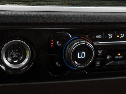 Used 2022 Chevrolet Silverado 1500 LT Trail Boss image 24