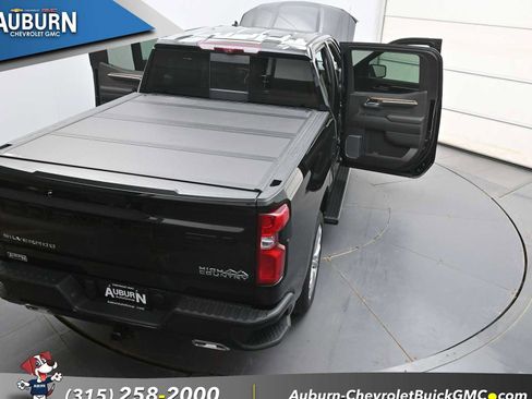 Used 2024 Chevrolet Silverado 1500 High Country w/ High Country Premium Package image 37