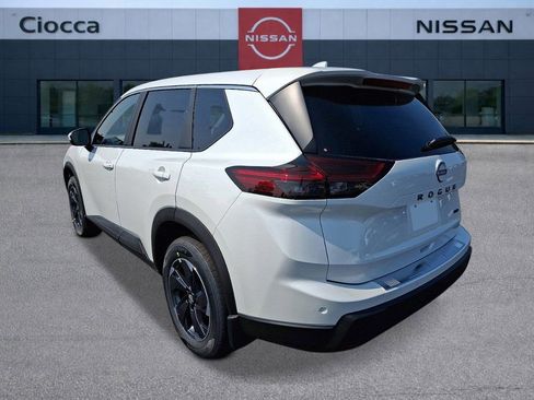 New 2026 Nissan Rogue SV AWD/4WD image 2