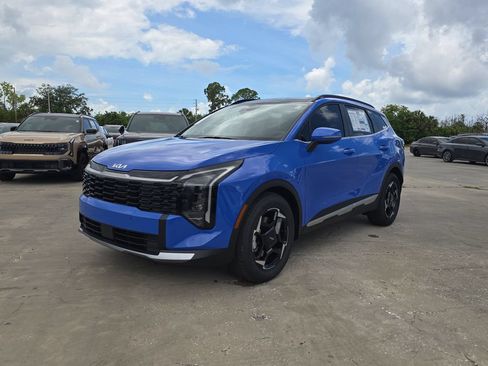 New 2026 Kia Sportage EX FWD image 3