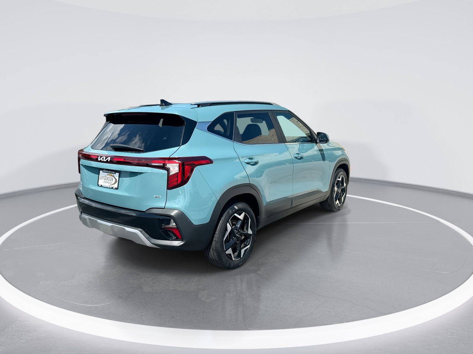 Used 2024 Kia Seltos EX AWD/4WD image 9