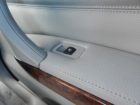 Used 2010 BMW 328i Sedan image 28