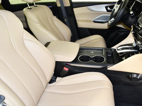 Certified 2025 Acura MDX SH-AWD w/ Technology Package image 42