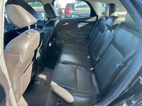 Used 2014 Ford Focus SE w/ Equipment Group 201A image 21