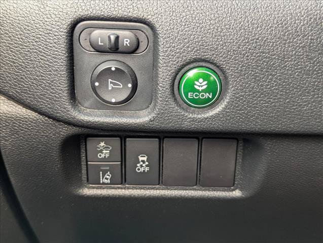 Used 2022 Honda Pilot Sport image 12