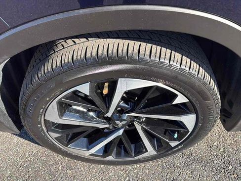 Used 2022 Mitsubishi Outlander SE image 11