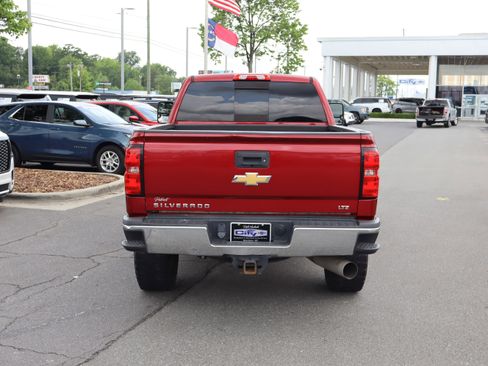 Used 2019 Chevrolet Silverado 2500 LTZ w/ Z71 Package, Off-Road AWD/4WD image 9
