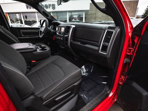 Used 2024 RAM 1500 Classic Warlock image 30