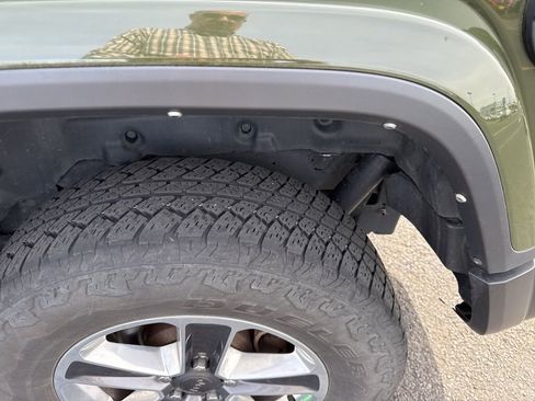 Used 2021 Jeep Wrangler Unlimited Sahara image 6