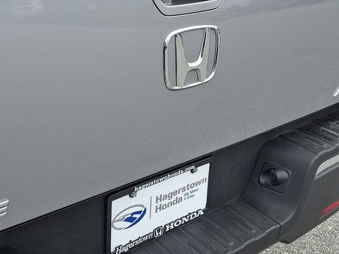 Used 2020 Honda Ridgeline RTL image 31