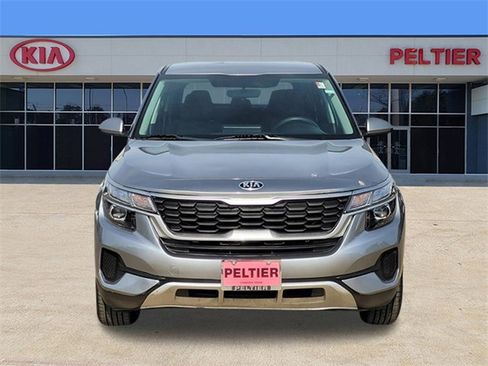 Used 2021 Kia Seltos LX image 2