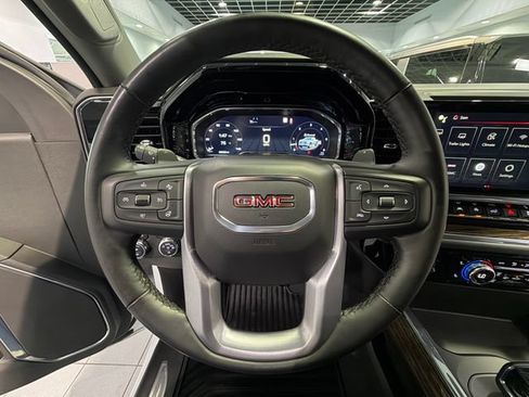 Used 2023 GMC Sierra 1500 Elevation AWD/4WD image 17