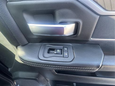 Used 2026 RAM 2500 Big Horn AWD/4WD image 38