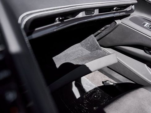 Used 2024 Chevrolet Corvette Stingray Premium Conv w/ Z51 Performance Package image 71