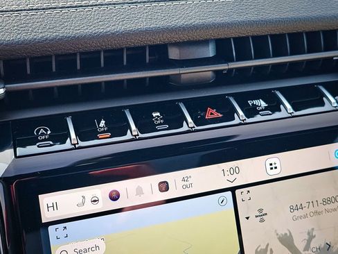 New 2025 Jeep Grand Cherokee Limited w/ Trailer Tow Package image 23