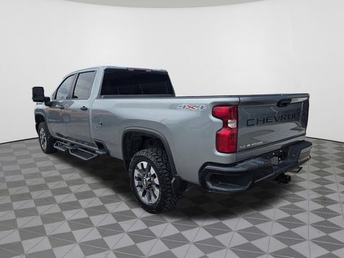 Used 2024 Chevrolet Silverado 2500 Custom AWD/4WD image 12
